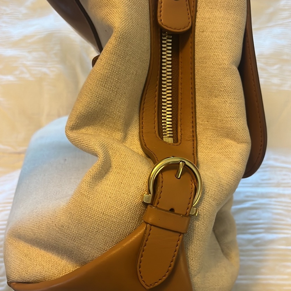 S.Ferragamo bag - Picture 9 of 11